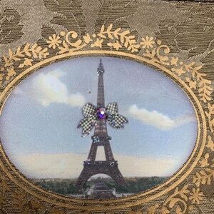 Elegant Gold and Black Eiffel Tower Clutch